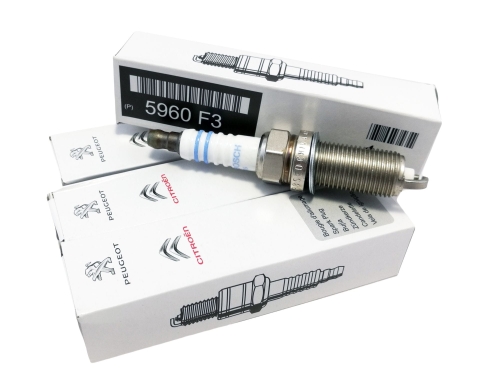 ŚWIECA PEUGEOT 307 308 407 C4 C5 1.8 2.0 16V ORYGINAŁ