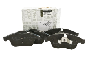 KLOCKI HAMULCOWE RENAULT LAGUNA III LATITUDE PRZÓD 410605055R ORYGINAŁ