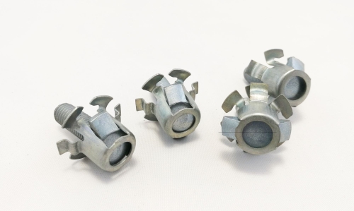 SPINKA OSŁONY POD SILNIK RENAULT MASTER III 10- 7703015203 ORYGINAŁ