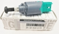 CZUJNIK PEDAŁU SPRZĘGŁA RENAULT MEGANE III 253250007R ORYGINAŁ