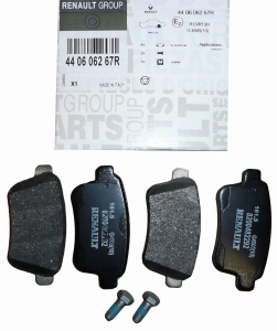 KLOCKI HAMULCOWE RENAULT KANGOO II TYŁ 440606267R ORYGINAŁ