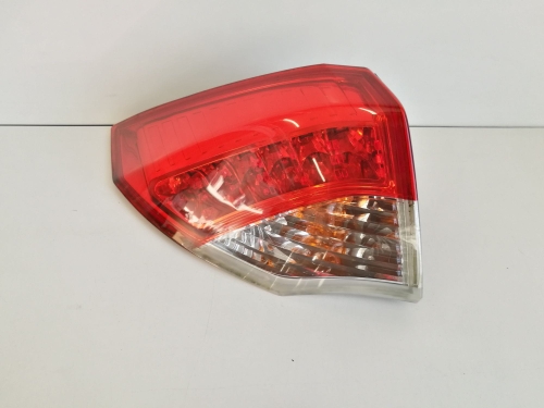 LAMPA TYLNA LEWA RENAULT LAGUNA III HB 07-11