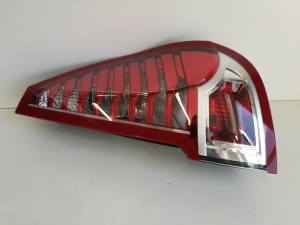 LAMPA TYLNA PRAWA RENAULT SCENIC III