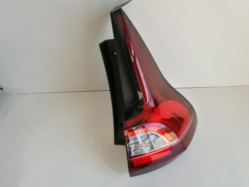 LAMPA TYLNA PRAWA RENAULT GRAND SCENIC IV 2017-