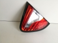 LAMPA TYLNA PRAWA W KLAPĘ RENAULT CAPTUR