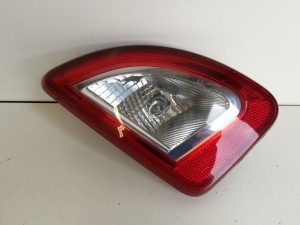 LAMPA TYLNA LEWA W KLAPĘ RENAULT TWINGO II LIFT 2011-
