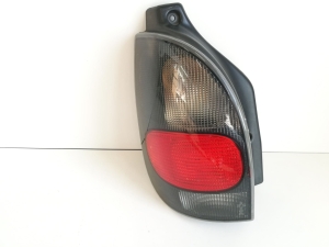 LAMPA TYLNA LEWA RENAULT ESPACE III