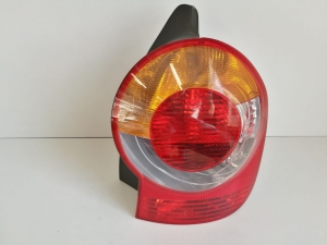 LAMPA TYLNA PRAWA RENAULT MODUS 2004-2008