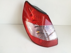 LAMPA TYLNA LEWA RENAULT SCENIC II 03-06