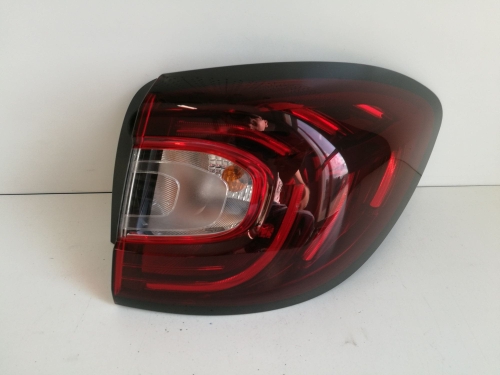 LAMPA TYLNA PRAWA RENAULT CAPTUR LIFT 16-