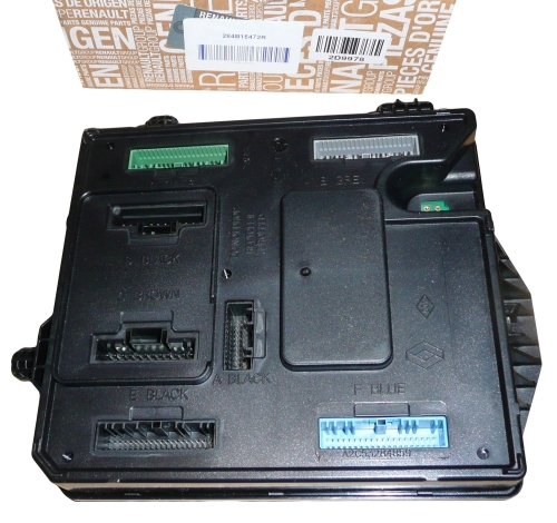 SKRZYNKA BEZPIECZNIKÓW RENAULT MEGANE III 284B15472R