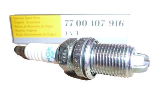 ŚWIECA ZAPŁONOWA RENAULT DACIA 7700107916 ORYGINAŁ