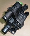 OBUDOWA TERMOSTATU BERLINGO 206 207 1.6 HDI 1336.X2 ORYGINAŁ