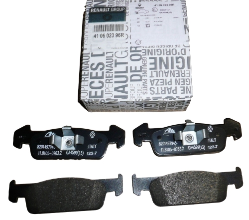 KLOCKI HAMULCOWE DACIA LOGAN II SANDERO 410602396R ORYGINAŁ